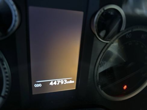 Used 2022 Lexus GX 460 Luxury w/ Off Road Package image 16