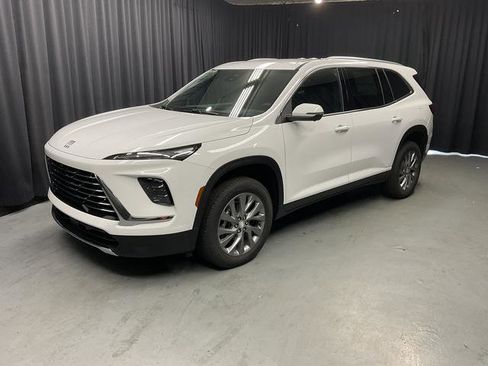 New 2026 Buick Enclave Preferred image 2