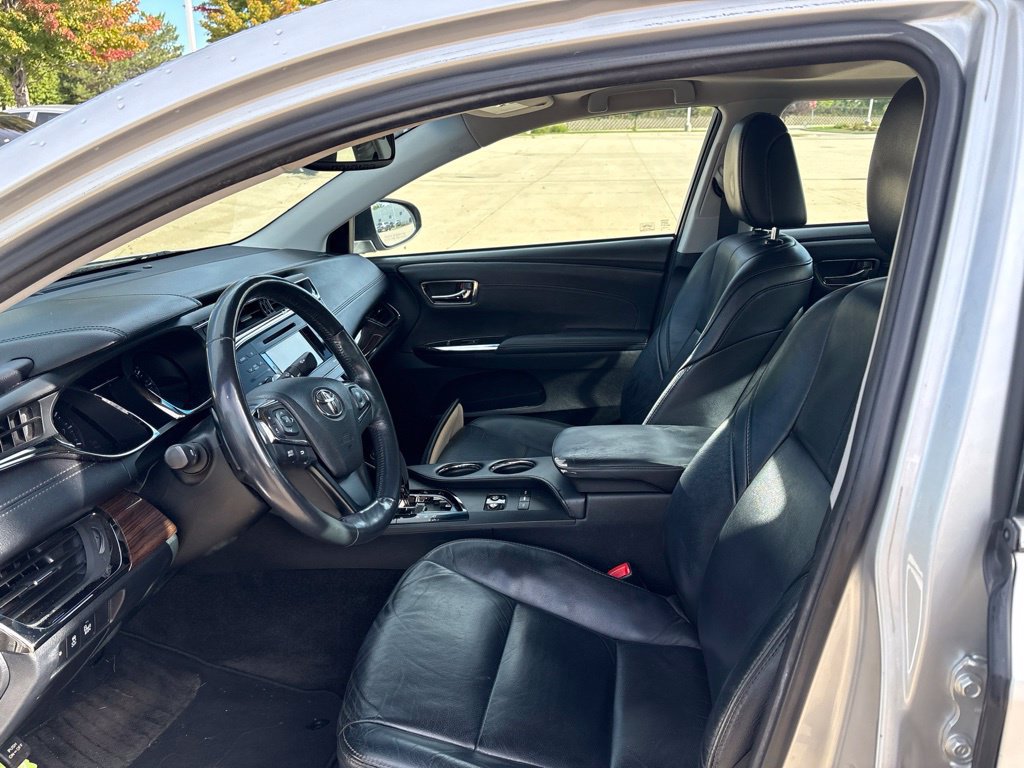 Used 2014 Toyota Avalon XLE Touring FWD image 10