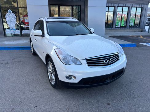 Used 2015 INFINITI QX50 Journey w/ Premium Package image 3