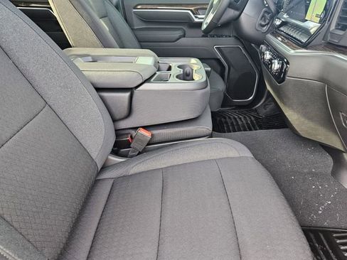 New 2026 GMC Sierra 3500 SLE w/ SLE Value Package image 11