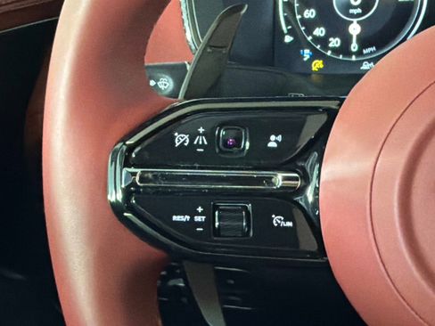 Used 2025 Aston Martin DBX 707 AWD/4WD image 46