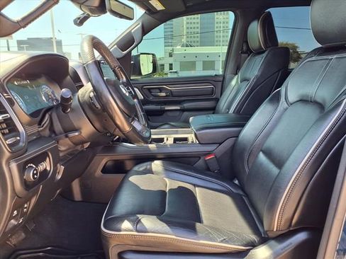 Used 2021 RAM 1500 Limited w/ Night Edition image 4