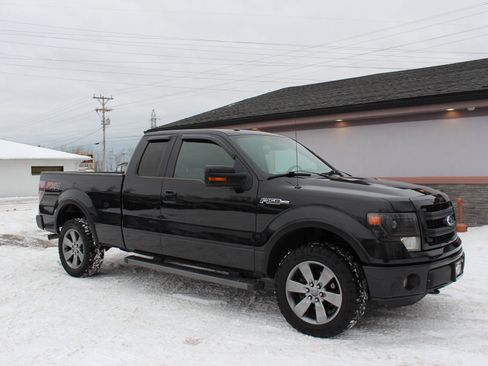 Used 2014 Ford F150 FX4 w/ Equipment Group 402A Luxury image 2