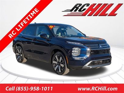 New 2025 Mitsubishi Outlander SE