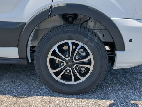 New 2025 Ford Transit 350 XLT image 9