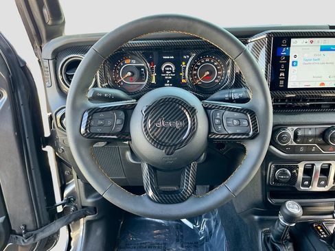 Used 2024 Jeep Wrangler Sport AWD/4WD image 11