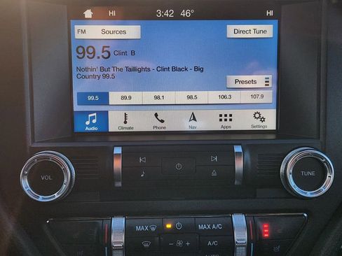 Used 2018 Ford Mustang Premium w/ Equipment Group 201A image 18