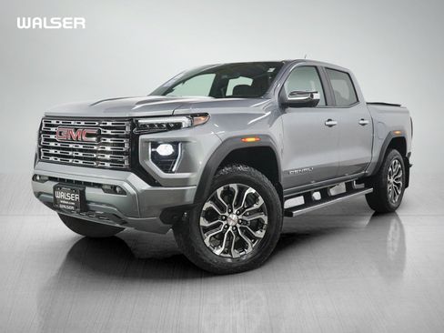 Used 2024 GMC Canyon Denali AWD/4WD image 1