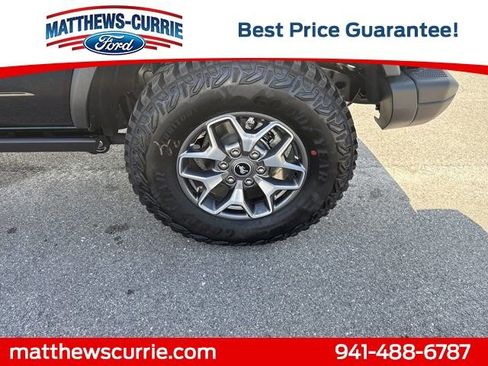 New 2025 Ford Bronco Badlands image 15