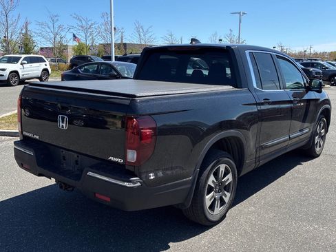 Used 2017 Honda Ridgeline RTL-T image 3