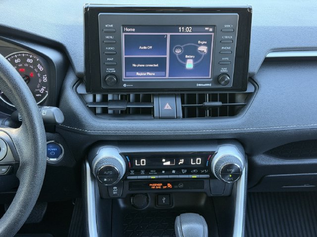 Used 2022 Toyota RAV4 XLE AWD/4WD image 16