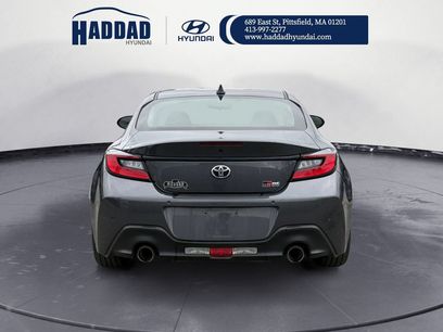Used 2025 Toyota GR86 w/ ALL Weather Mat Package (TMS)