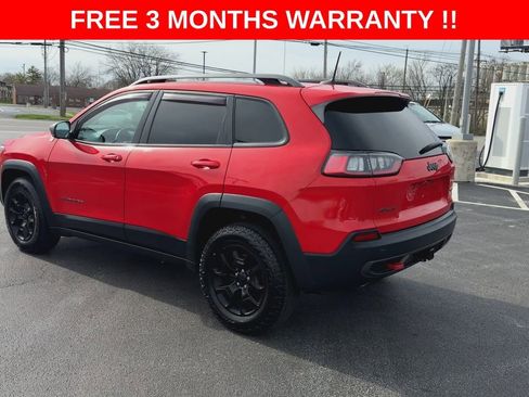 Used 2019 Jeep Cherokee Trailhawk AWD/4WD image 6