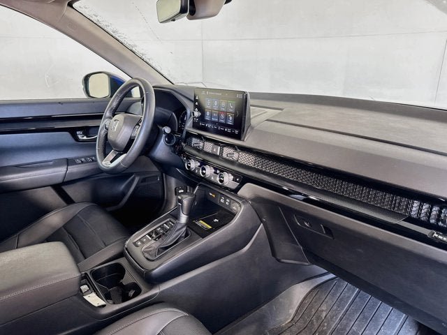 Used 2024 Chevrolet Equinox RS w/ LPO, Floor Liner Package AWD/4WD image 27