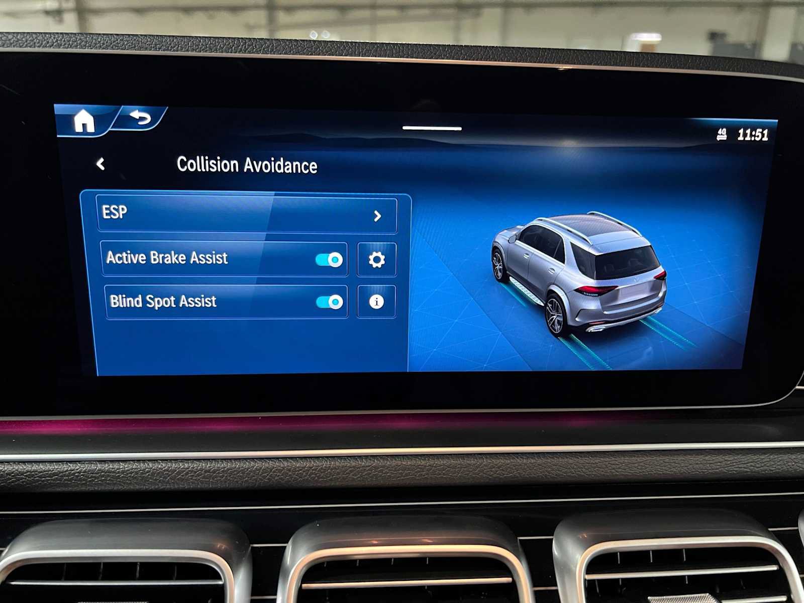Used 2026 Mercedes-Benz GLE 580 4MATIC image 39