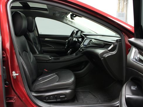 Used 2017 Buick LaCrosse Premium w/ Driver Confidence Package #2 FWD image 15