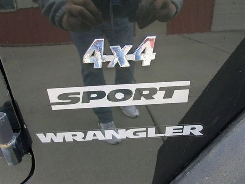 Used 2010 Jeep Wrangler Sport image 27