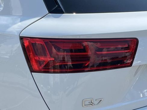 Used 2019 Audi Q7 2.0T Premium Plus AWD/4WD image 10