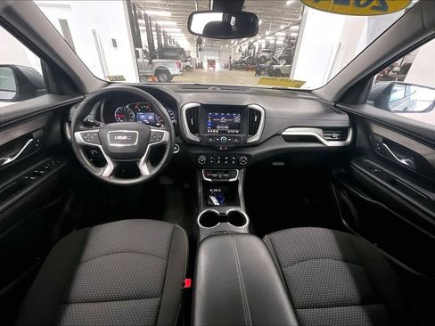 Used 2024 GMC Terrain SLE AWD/4WD image 21
