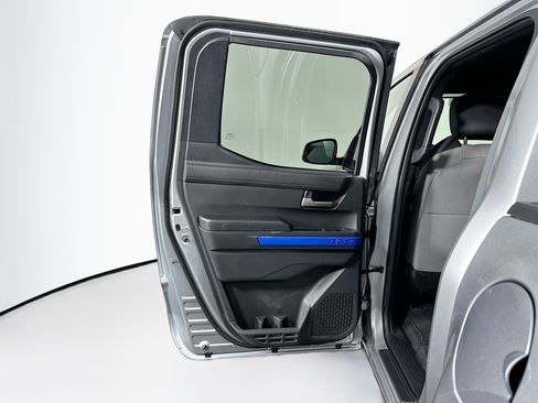 Used 2025 Toyota Tacoma TRD Off-Road image 25