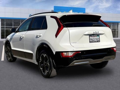 Used 2024 Kia Niro Wind FWD image 5