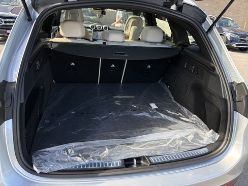 Used 2026 Mercedes-Benz GLC 300 4MATIC image 28
