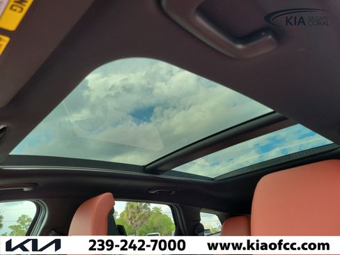 New 2026 Kia Sportage SX image 21