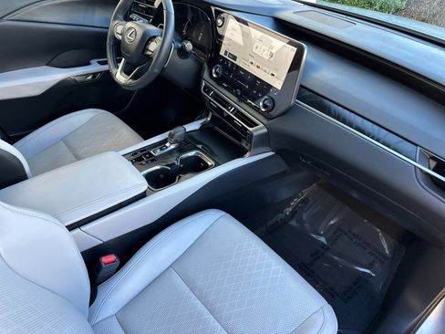 Used 2023 Lexus RX 350 Premium Plus w/ Cold Area Package image 18