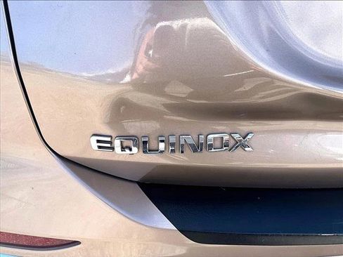 Used 2018 Chevrolet Equinox LS image 29