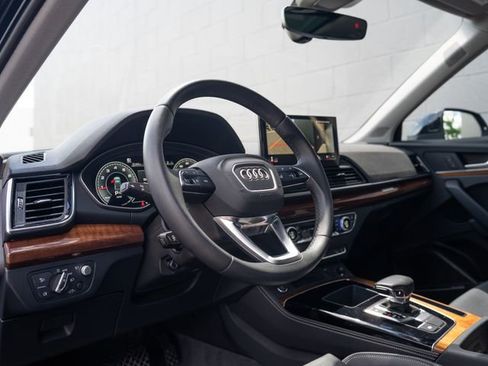 Used 2023 Audi Q5 2.0T Prestige w/ Prestige Package AWD/4WD image 4