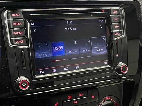 Used 2017 Volkswagen Jetta Sport image 23