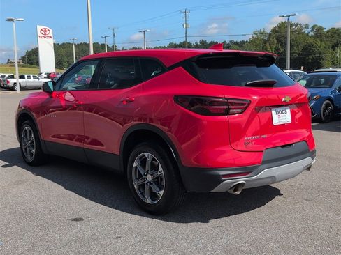 Used 2023 Chevrolet Blazer LT image 3