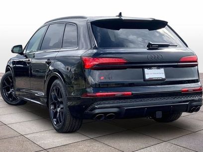 New 2026 Audi SQ7 Premium Plus