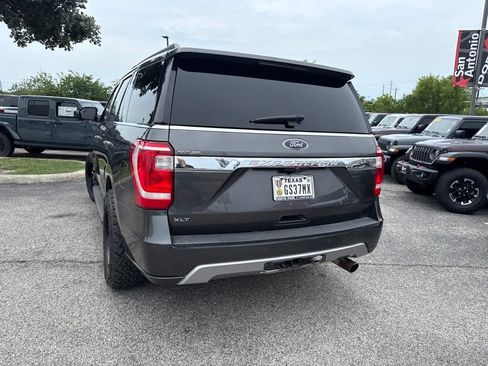 Used 2019 Ford Expedition XLT RWD image 11