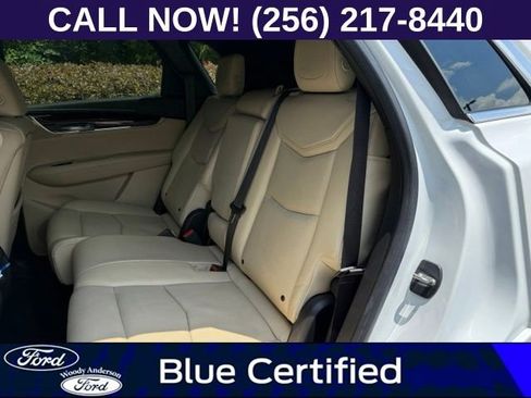 Used 2017 Cadillac XT5 Luxury w/ Driver Awareness Package FWD image 9