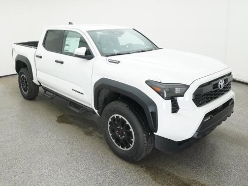 New 2025 Toyota Tacoma TRD Off-Road image 16