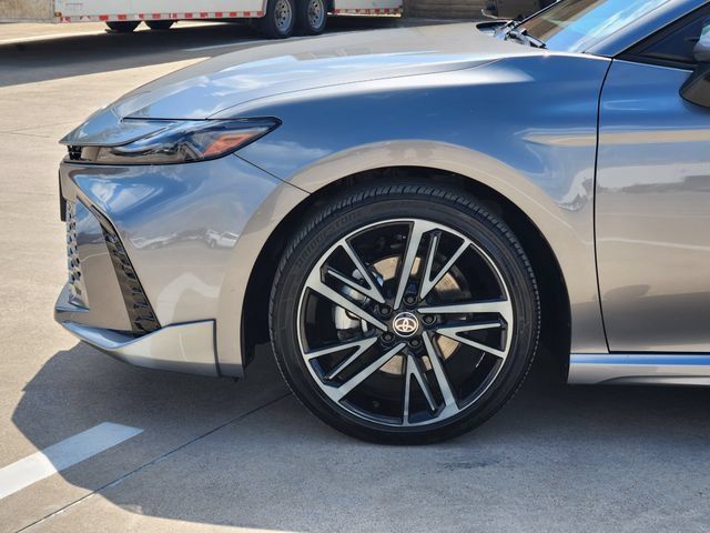 Used 2026 Toyota Camry XSE FWD image 15