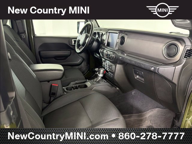 Used 2022 Jeep Wrangler Sport AWD/4WD image 16