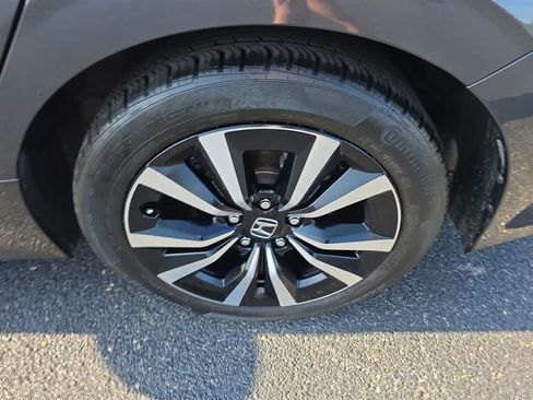 Certified 2024 Honda Civic EX-L image 30