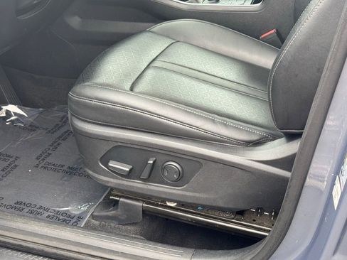 Used 2022 Kia Sorento S image 25