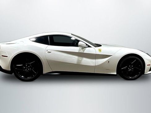 Used 2016 Ferrari F12 Berlinetta RWD image 4
