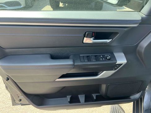 Used 2024 Toyota Tundra Platinum AWD/4WD image 15