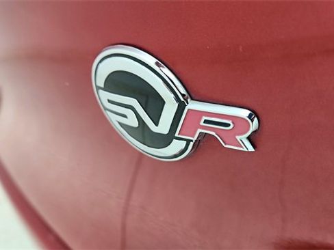 Used 2022 Jaguar F-PACE SVR image 18