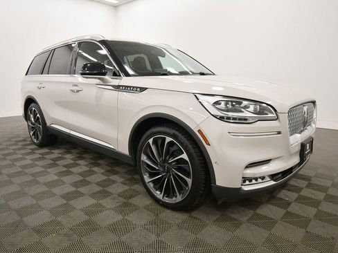 Used 2020 Lincoln Aviator Reserve w/ Equipment Group 202A AWD/4WD image 10
