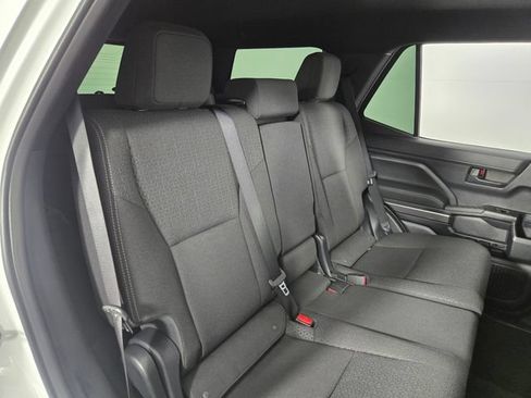 Used 2026 Toyota 4Runner SR5 AWD/4WD image 17