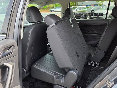 Certified 2023 Volkswagen Tiguan SE image 46