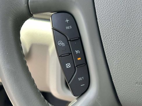 Used 2017 Buick Enclave Leather w/ Trailering Package FWD image 23