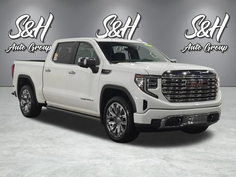 Used 2023 GMC Sierra 1500 Denali w/ Denali Reserve Package AWD/4WD image 2