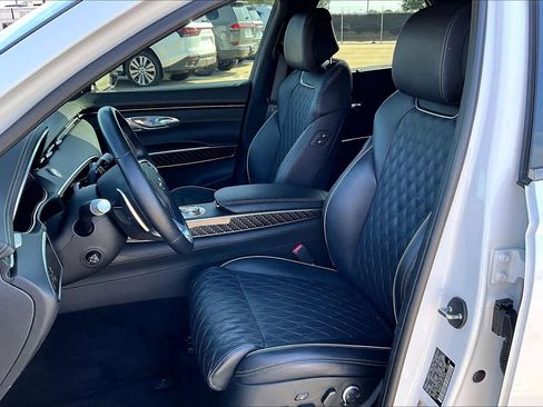 Used 2023 Genesis GV70 3.5T Sport w/ Sport Prestige Package image 7